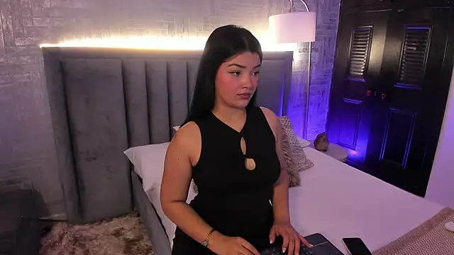 Snapshot of EmmaBlossom chatting on 14, 6, 2026 EmmaBlossom online show from 14, 6, 2026