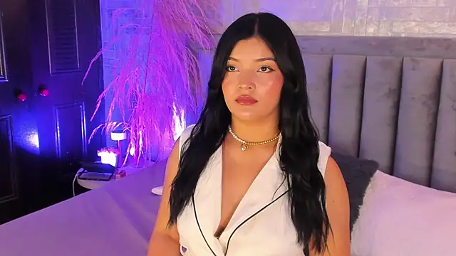 EmmaBlossom online show from 25, 10, 2025