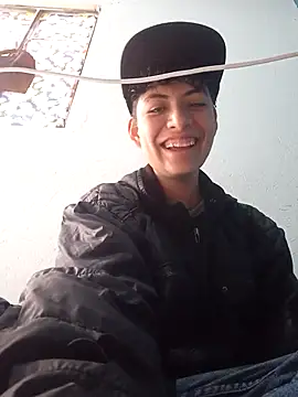 Owen tomboy online show from 25, 10, 2025