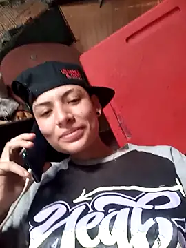 Owen tomboy online show from 28, 9, 2025