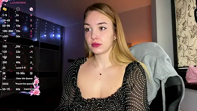 EvaCarter1 online show from 11, 11, 2025