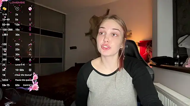 EvaCarter1 online show from 30, 11, 2025