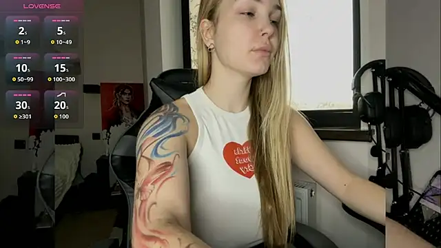 EvaCarter1 online show from 2, 10, 2025