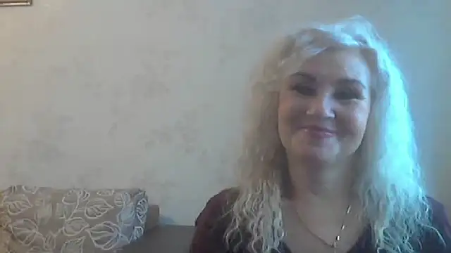 Snapshot of LadySexyBlond chatting on 7, 11, 2025 LadySexyBlond online show from 7, 11, 2025