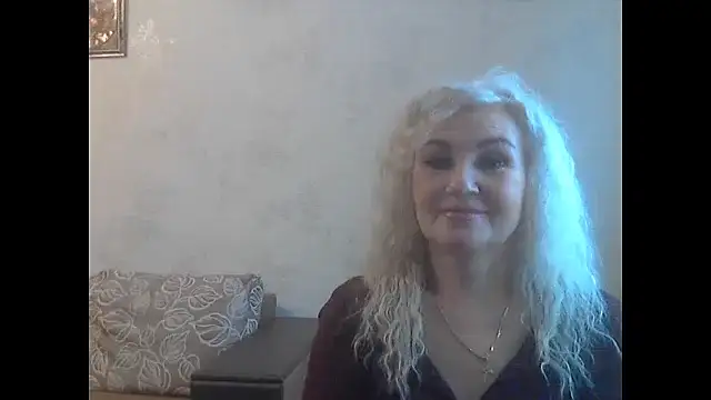Snapshot of LadySexyBlond chatting on 25, 11, 2025 LadySexyBlond online show from 25, 11, 2025