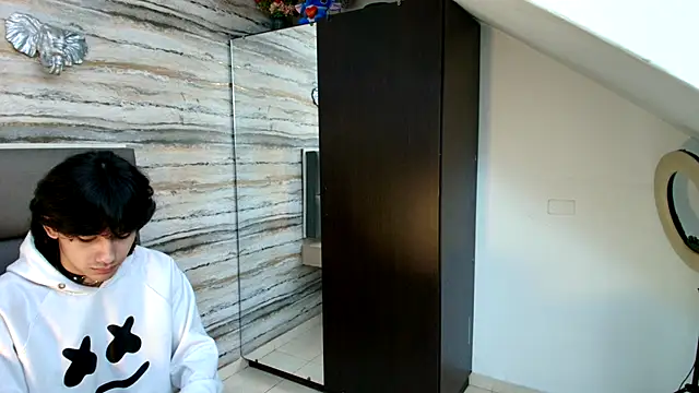 Lovers 21 online show from 25, 11, 2025