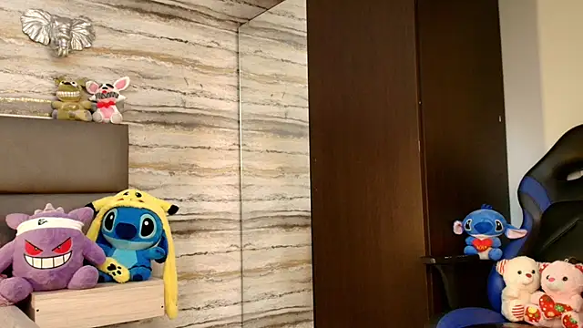 Snapshot of Lovers_21 chatting on 7, 2, 2026 Lovers 21 online show from 7, 2, 2026