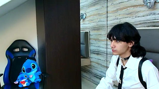 Lovers 21 online show from 21, 12, 2025