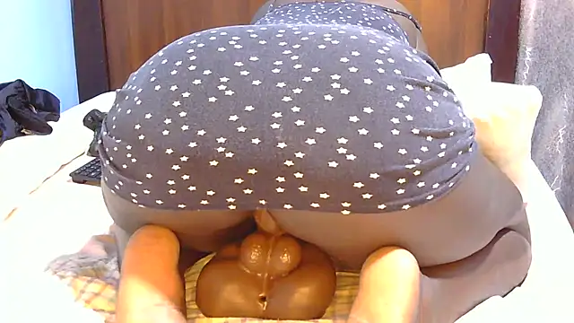 Snapshot of SpiceySnack chatting on 20, 2, 2026 SpiceySnack online show from 20, 2, 2026