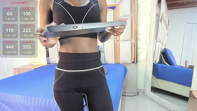 Sarah Adamss online show from 22, 10, 2025