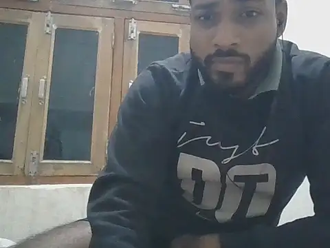 Snapshot of Raw12499 chatting on 2, 12, 2025 Raw12499 online show from 2, 12, 2025