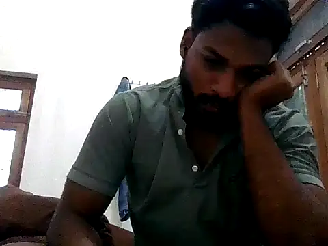 Snapshot of Raw12499 chatting on 21, 11, 2025 Raw12499 online show from 21, 11, 2025