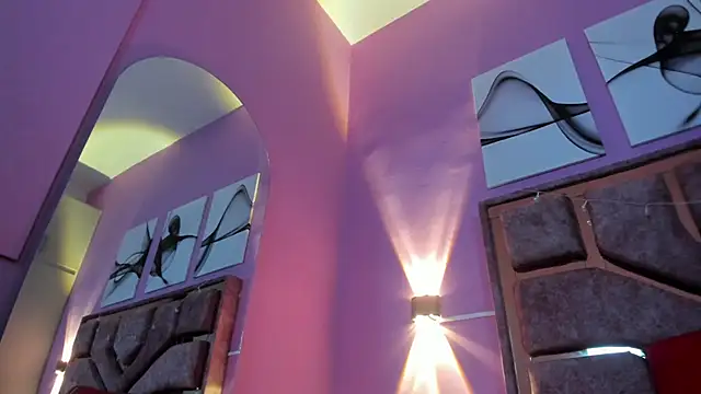 samantaa liov online show from 8, 11, 2025