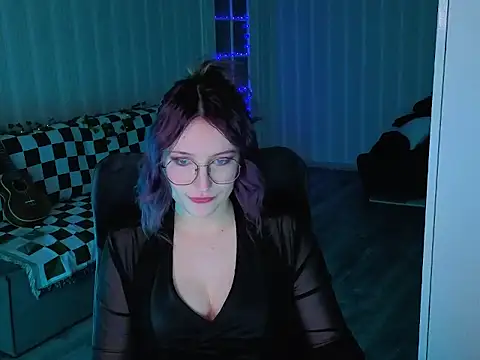 violet-siren-x online show from 10, 5, 2026