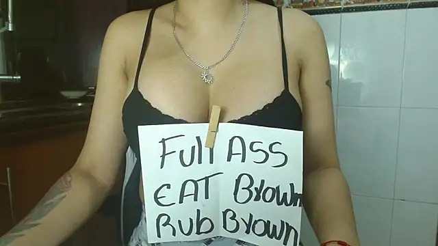 Snapshot of Zoe_Slut chatting on 9, 10, 2025 Zoe Slut online show from 9, 10, 2025