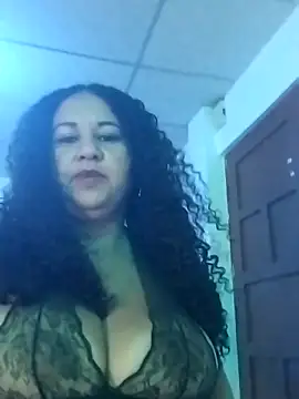 MEYBELLATINA online show from 8, 5, 2026