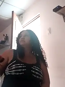 MEYBELLATINA online show from 4, 4, 2026