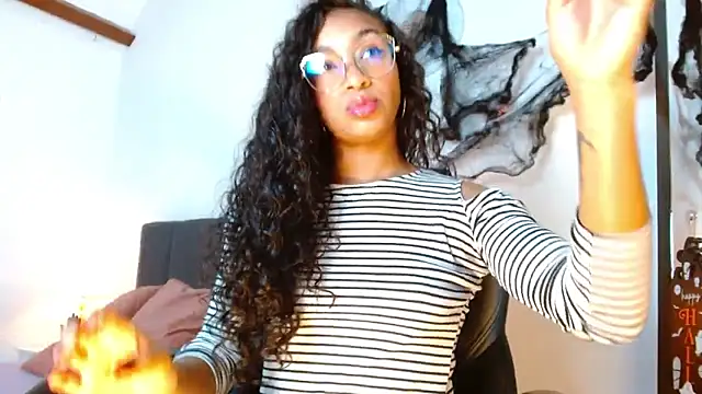 SashaBowei online show from 30, 10, 2025