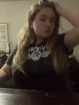 BuzzBunni69 online show from 29, 10, 2025