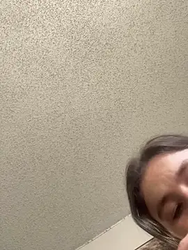 BuzzBunni69 online show from 14, 11, 2025