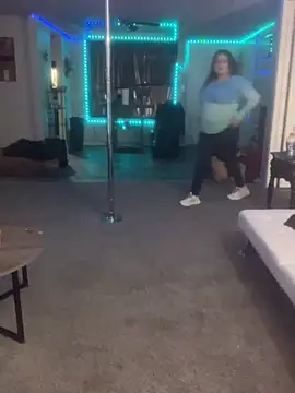 Snapshot of BuzzBunni69 chatting on 3, 12, 2025 BuzzBunni69 online show from 3, 12, 2025