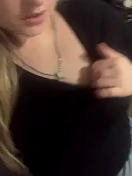 BuzzBunni69 online show from 2, 10, 2025