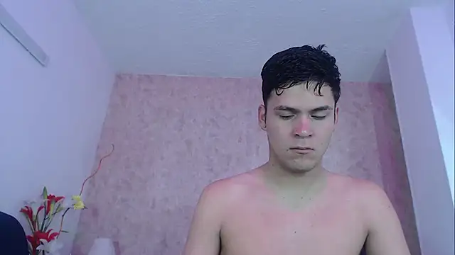 Aaron Foxxx online show from 6, 10, 2025