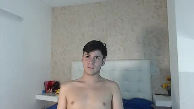 Aaron Foxxx online show from 13, 12, 2025