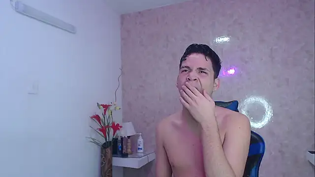 Aaron Foxxx online show from 28, 9, 2025