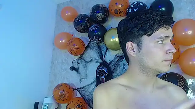 Aaron Foxxx online show from 30, 10, 2025