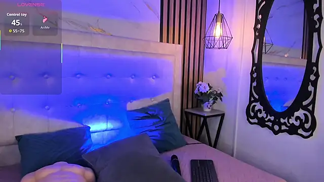 Honey noir online show from 15, 11, 2025