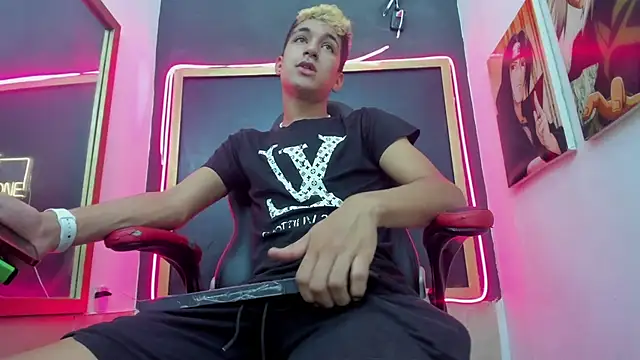 Stiben boy online show from 3, 10, 2025