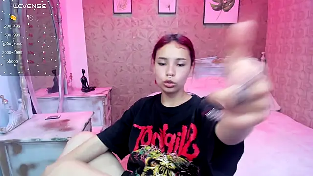 Megane whitte online show from 5, 12, 2025