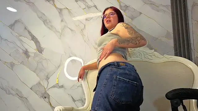 Snapshot of draviana_a_ chatting on 6, 1, 2026 draviana a online show from 6, 1, 2026