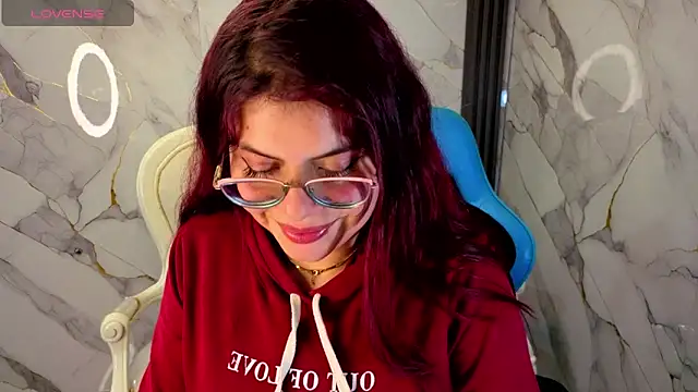 Snapshot of draviana_a_ chatting on 7, 1, 2026 draviana a online show from 7, 1, 2026