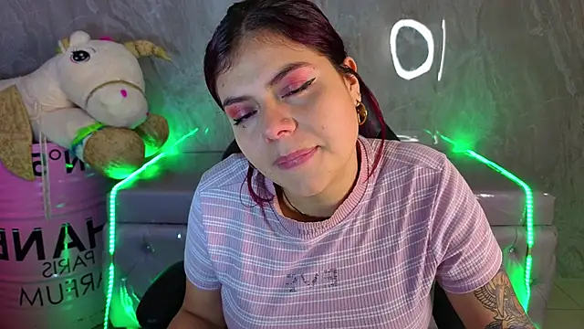 Snapshot of draviana_a_ chatting on 11, 2, 2026 draviana a online show from 11, 2, 2026