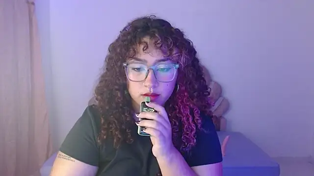 BlueeVelvet online show from 26, 9, 2025