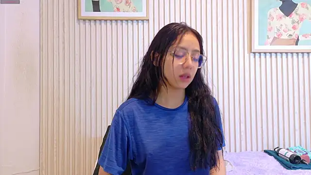 Abrilmirren online show from 17, 4, 2026