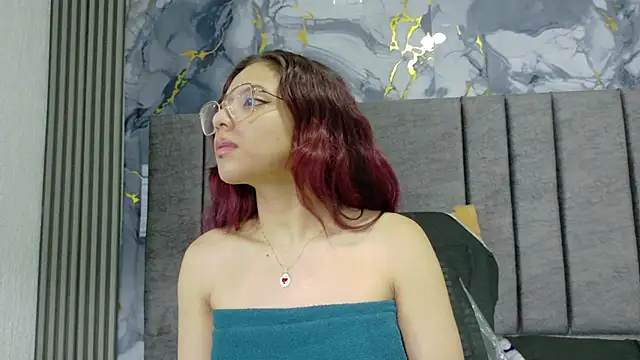 Abrilmirren online show from 28, 9, 2025