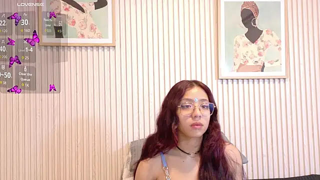 Snapshot of Abrilmirren chatting on 4, 2, 2026 Abrilmirren online show from 4, 2, 2026