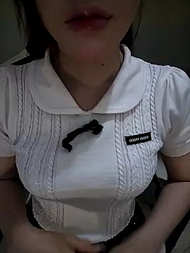 Quynhbabysexy online show from 4, 2, 2026