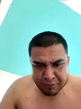 Snapshot of Sk3m_veryhot chatting on 3, 10, 2025 Sk3m veryhot online show from 3, 10, 2025