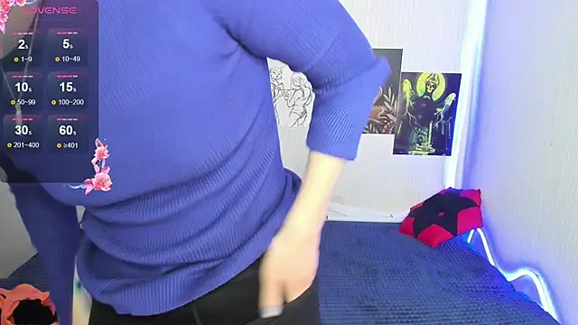 Cattie w  online show from 17, 12, 2025