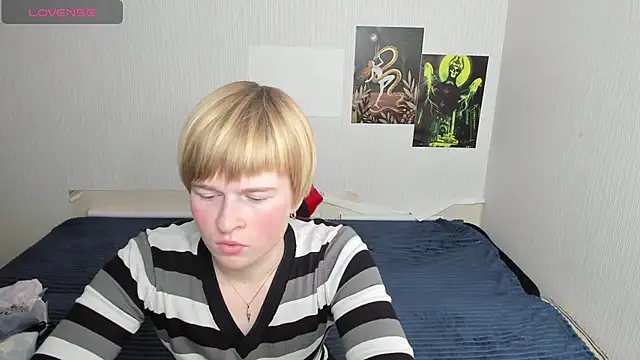 Cattie w  online show from 22, 11, 2025