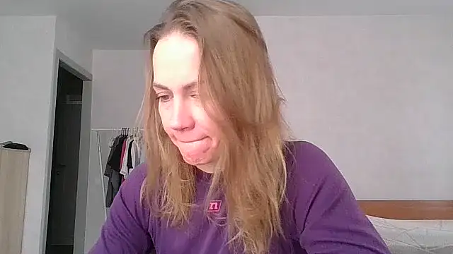 Snapshot of Thavione chatting on 6, 2, 2026 Thavione online show from 6, 2, 2026