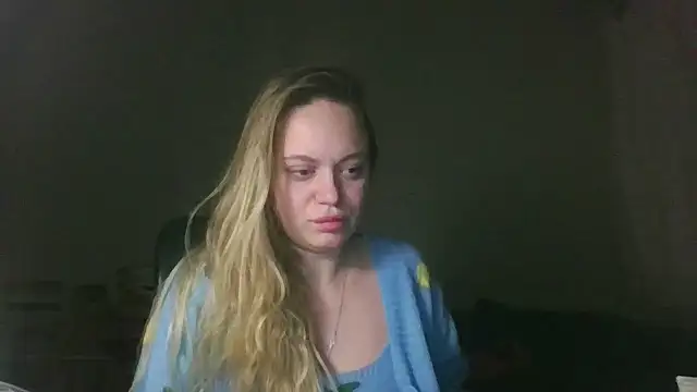 Snapshot of Cynoraye chatting on 15, 2, 2026 Cynoraye online show from 15, 2, 2026