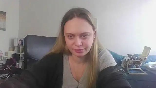 Snapshot of Cynoraye chatting on 17, 2, 2026 Cynoraye online show from 17, 2, 2026