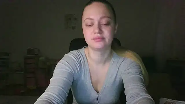 Snapshot of Cynoraye chatting on 1, 3, 2026 Cynoraye online show from 1, 3, 2026