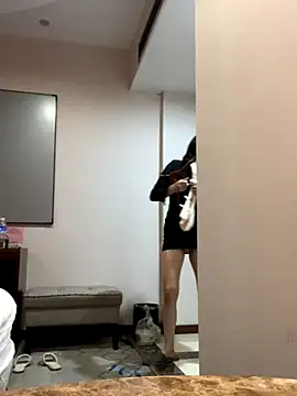 POS001 online show from 27, 9, 2025