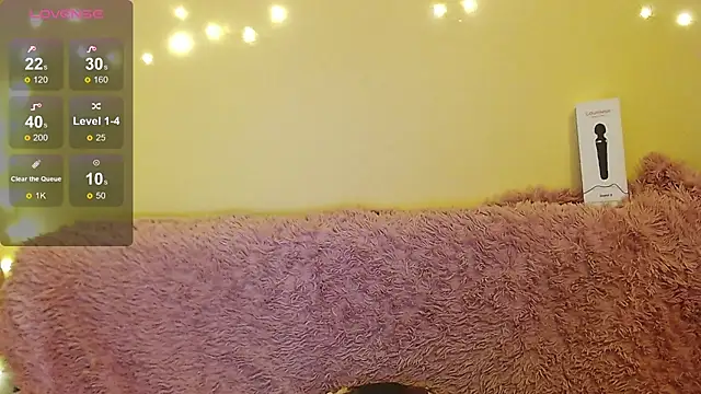 Irwi Tomboy online show from 21, 11, 2025